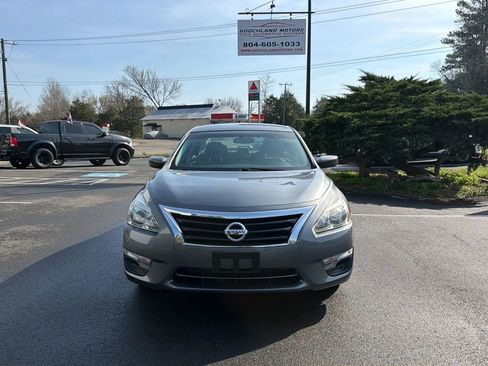 Used 2015 Nissan Altima 2.5 S w/ Power Driver Seat Package FWD image 2