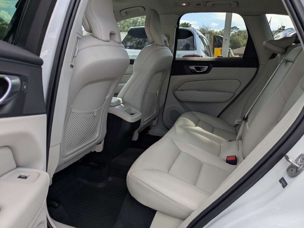 Used 2024 Volvo XC60 B5 Plus w/ Protection Package Premier AWD/4WD image 20