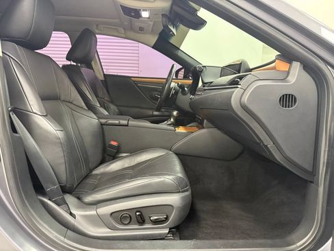 Used 2019 Lexus ES 350 w/ Accessory Package 2 FWD image 15