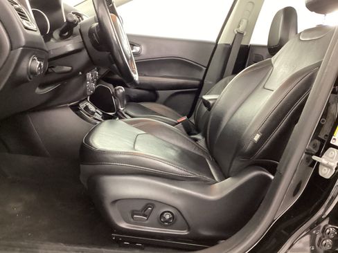 Used 2021 Jeep Compass Limited w/ Sun and Sound Group image 30