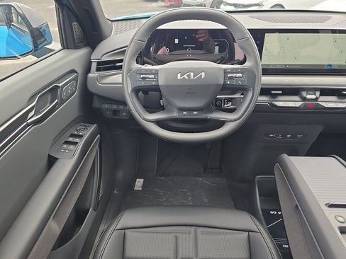 New 2026 Kia EV9 Land AWD/4WD image 14