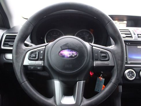 Used 2018 Subaru Forester 2.5i w/ Alloy Wheel Package image 26