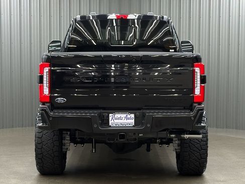 Used 2026 Ford F350 Platinum w/ FX4 Off-Road Package AWD/4WD image 4