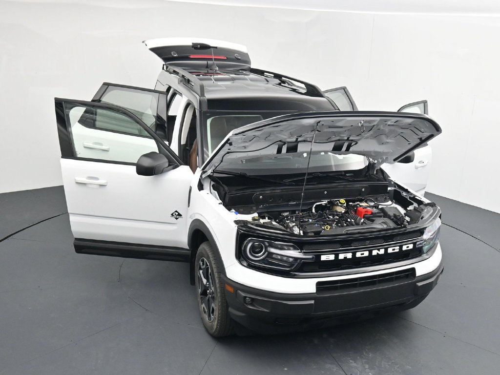 Used 2021 Ford Bronco Sport Outer Banks AWD/4WD image 40