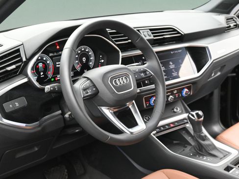 Used 2024 Audi Q3 2.0T Premium Plus w/ Premium Plus Package AWD/4WD image 12