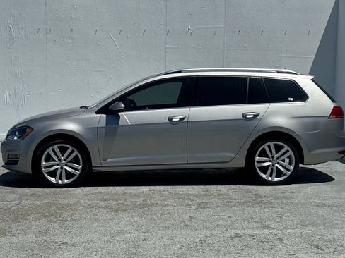 Used 2017 Volkswagen Golf SEL FWD image 5