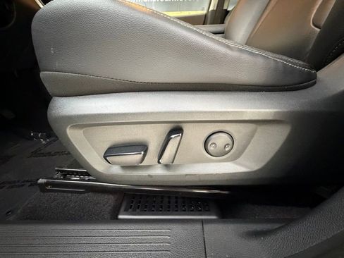 Used 2021 Nissan Rogue SL w/ Premium Package image 27