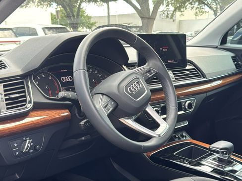 Used 2023 Audi Q5 2.0T Premium AWD/4WD image 8