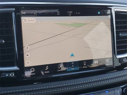 New 2026 Chrysler Pacifica Limited w/ Uconnect Theater Family Group image 57