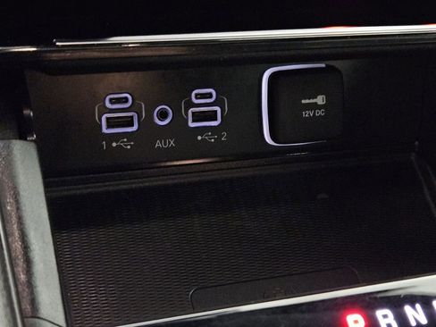 Used 2023 Jeep Grand Cherokee Altitude image 15