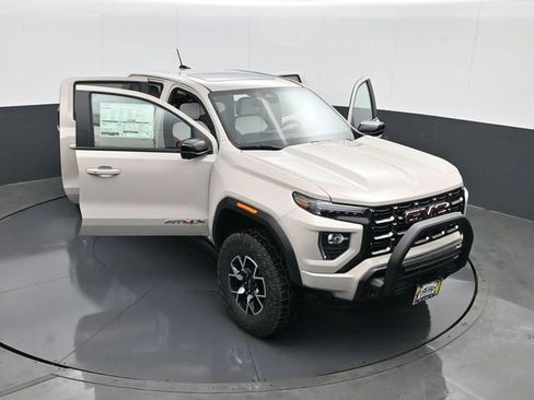 New 2026 GMC Canyon AT4X w/ Off-Road Front Bumper Package AWD/4WD image 29