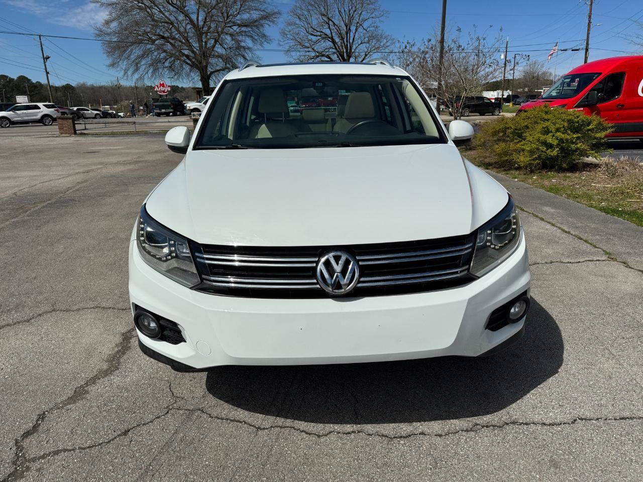 Used 2016 Volkswagen Tiguan SE FWD image 6