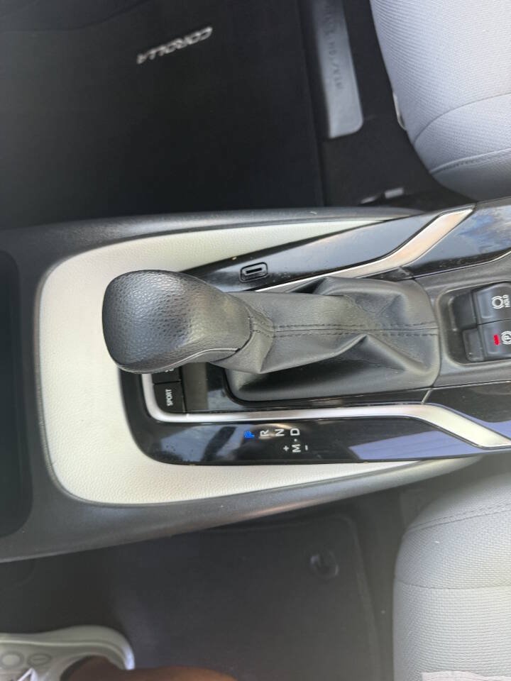 Used 2021 Toyota Corolla SE FWD image 14