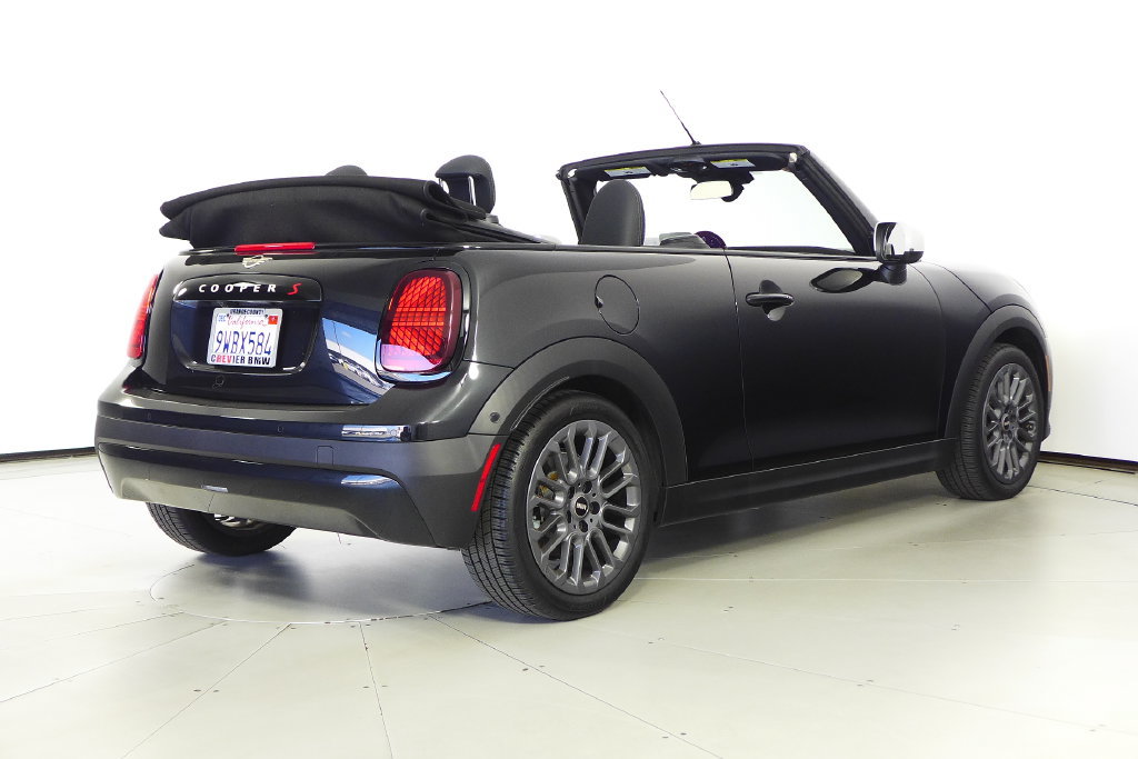 Used 2026 MINI Cooper S FWD image 7