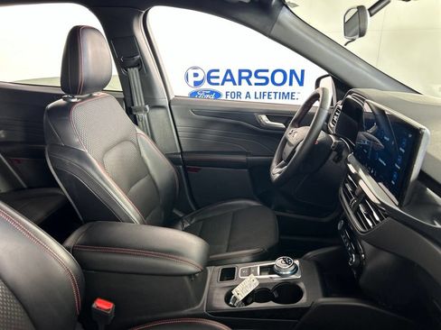 Used 2024 Ford Escape ST-Line w/ Tech Pack #1 AWD/4WD image 21