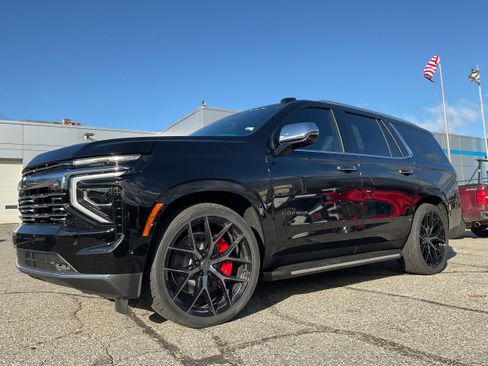 New 2026 Chevrolet Tahoe Premier image 2