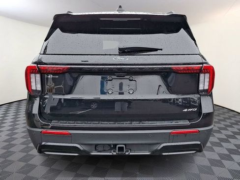 Certified 2025 Ford Explorer ST-Line AWD/4WD image 5