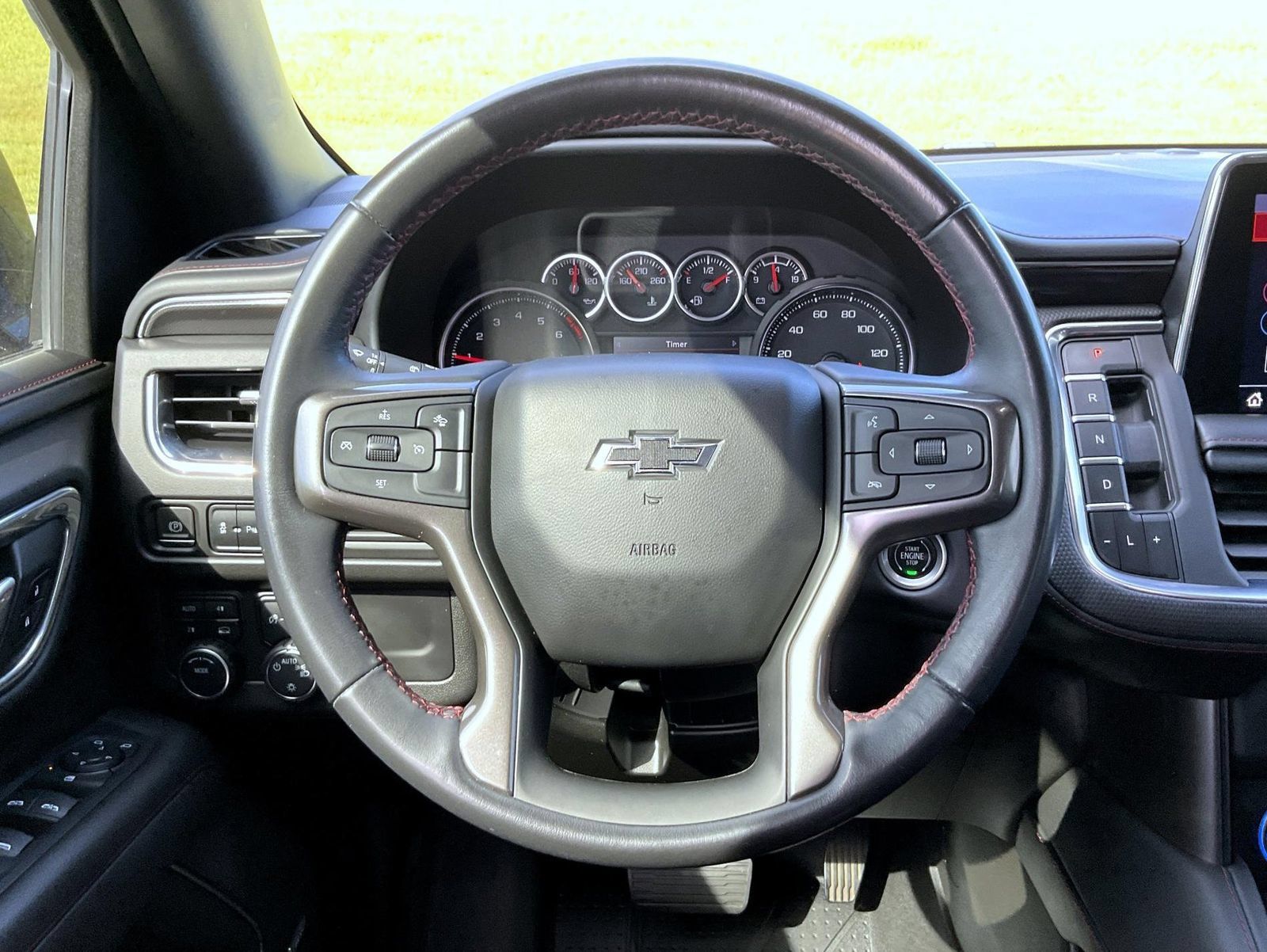Used 2021 Chevrolet Suburban RST AWD/4WD image 11