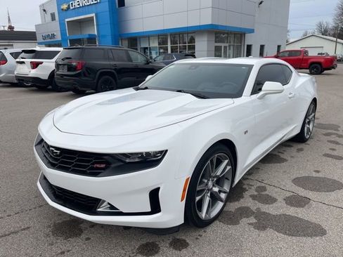 Used 2021 Chevrolet Camaro LT w/ RS Package image 2