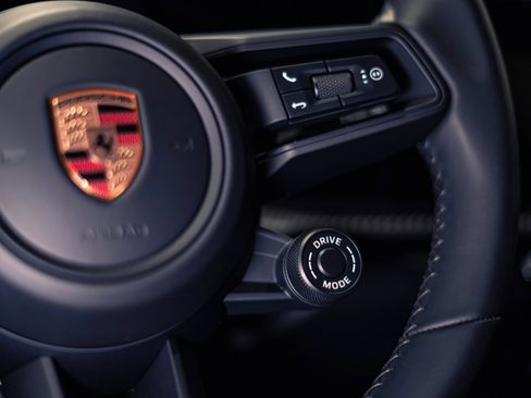 Used 2026 Porsche 911 GT3 RWD image 45
