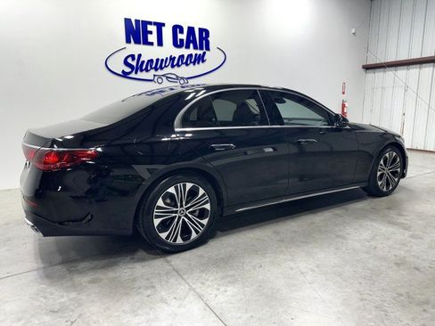 Used 2025 Mercedes-Benz E 350 Sedan image 16