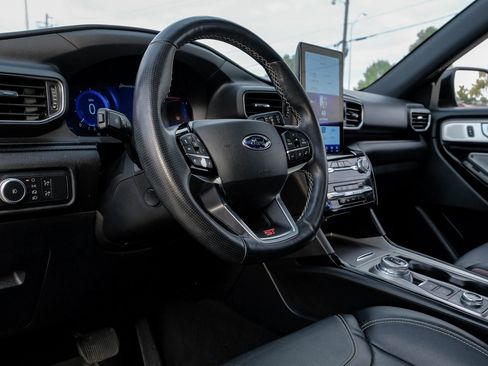 Used 2021 Ford Explorer ST w/ Equipment Group 401A image 3