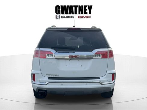 Used 2017 GMC Terrain Denali image 6