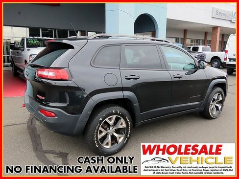 Used 2015 Jeep Cherokee Trailhawk w/ Comfort/Convenience Group image 7