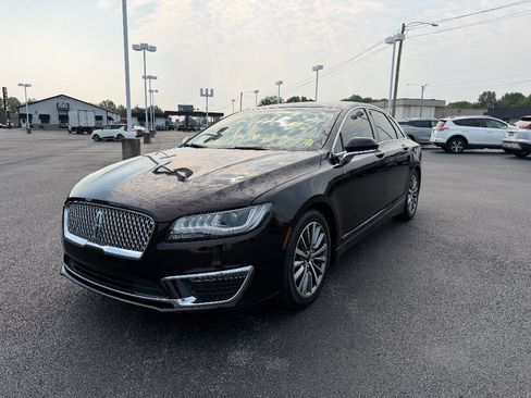 Used 2020 Lincoln MKZ FWD image 3