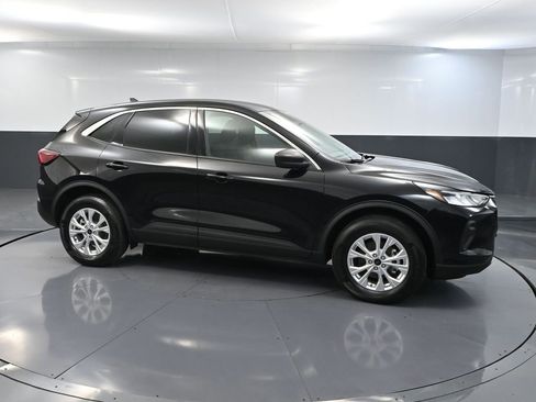 Used 2024 Ford Escape Active image 4