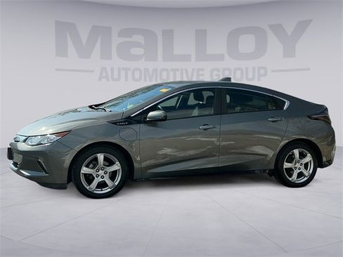 Used 2017 Chevrolet Volt LT w/ Comfort Package image 4