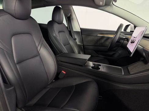Used 2022 Tesla Model 3 Long Range image 32