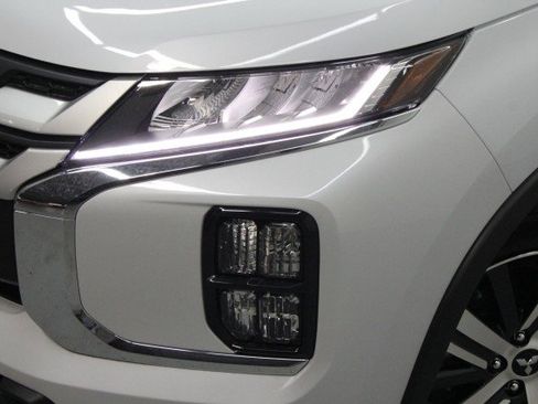 New 2026 Mitsubishi Outlander Sport ES image 2