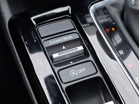 Certified 2024 Acura Integra FWD image 25