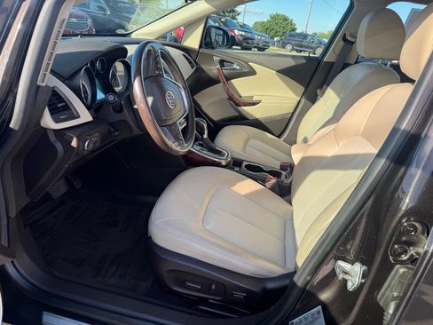 Used 2016 Buick Verano w/ Comfort Package FWD image 22