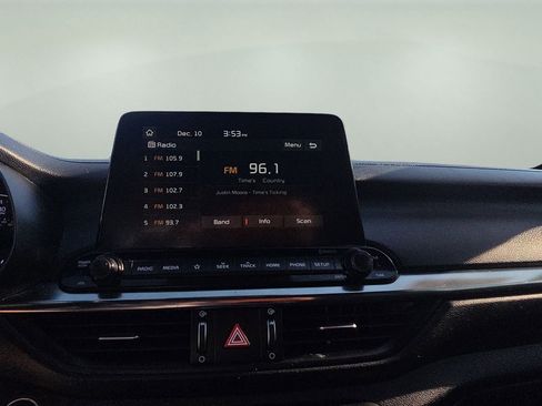 Used 2021 Kia Forte GT-Line image 10