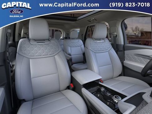New 2026 Ford Explorer Platinum w/ LUX Leather Package AWD/4WD image 10