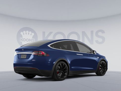 Used 2018 Tesla Model X 100D image 4