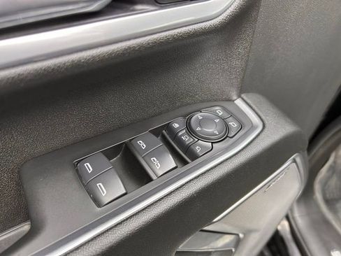 Used 2025 Chevrolet Silverado 3500 High Country w/ Technology Package image 37