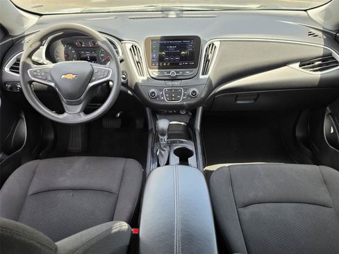Used 2024 Chevrolet Malibu LT FWD image 11