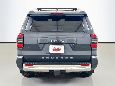 Used 2025 Toyota 4Runner Limited image 5