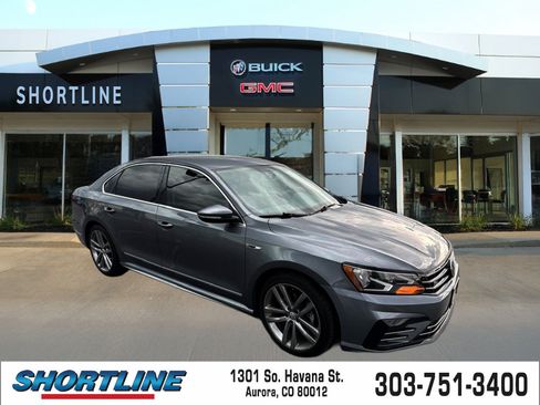 Used 2017 Volkswagen Passat 1.8T R-Line FWD image 1