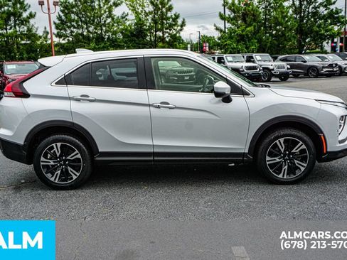 Used 2024 Mitsubishi Eclipse Cross SE AWD/4WD image 8