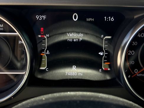 Used 2022 Jeep Gladiator Overland AWD/4WD image 25