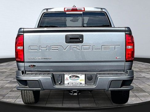 Used 2022 Chevrolet Colorado LT w/ LT Convenience Package image 4