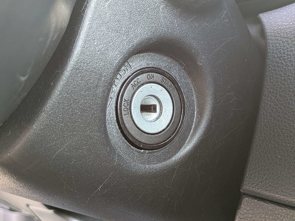 Used 2024 Toyota Corolla LE FWD image 31