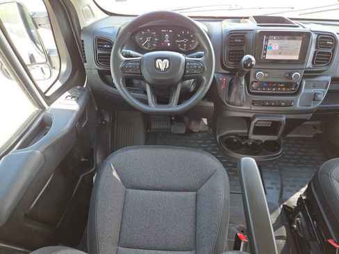 Used 2024 RAM ProMaster 2500 w/ Convenience Group FWD image 25