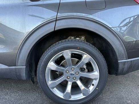 Used 2020 Ford Explorer Platinum w/ Premium Technology Package AWD/4WD image 10