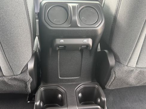 New 2026 Jeep Gladiator Sport AWD/4WD image 33