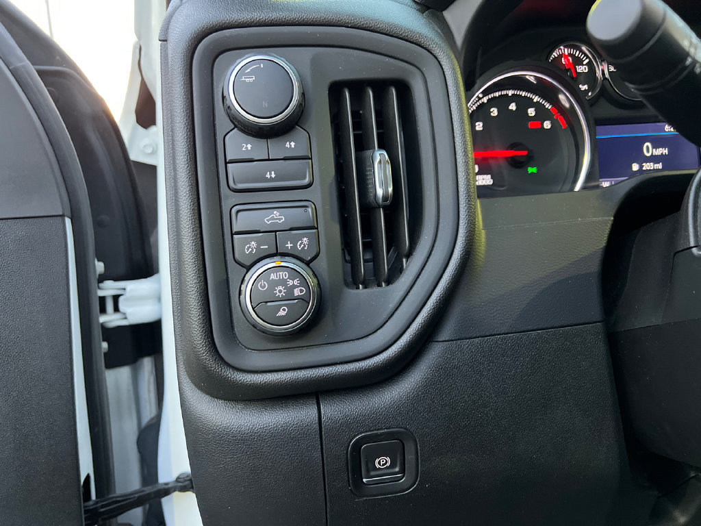 Used 2021 Chevrolet Silverado 2500 Custom w/ Custom Value Package AWD/4WD image 20